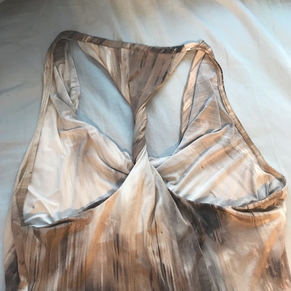 Guess top cowl neck brown tan size small - Picture 3 of 6